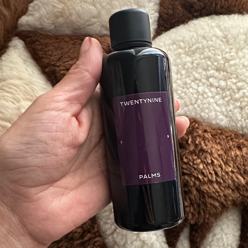 Twentynine facial exfoliator
